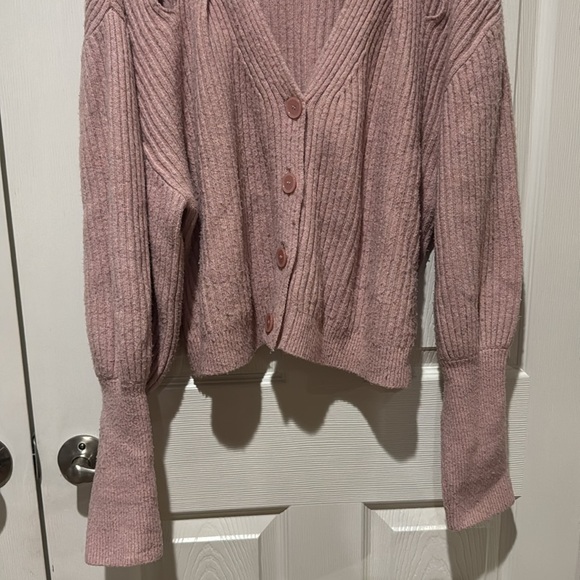 Pink Express Cardigan ✨ - Picture 4 of 6